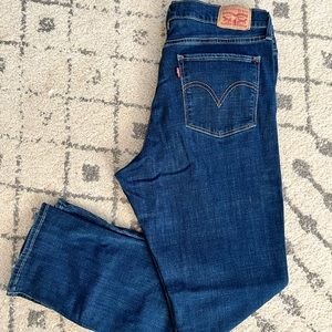Women’s Levi’s Jeans Size 14